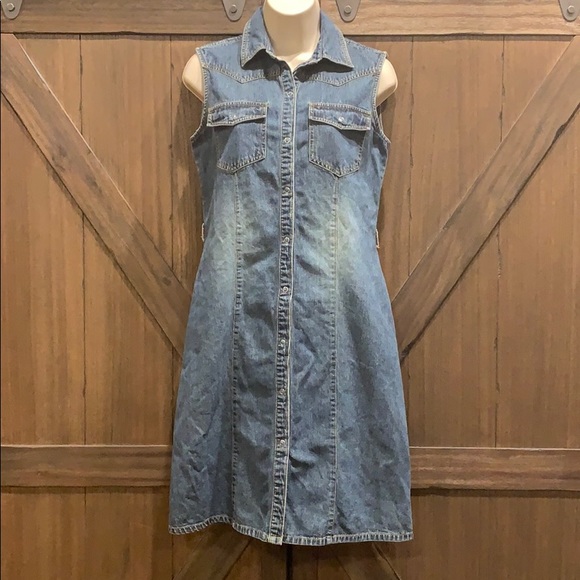 Polo Ralph Lauren Dresses & Skirts - timeless Polo Jeans Co sleeveless denim dress, Sz2